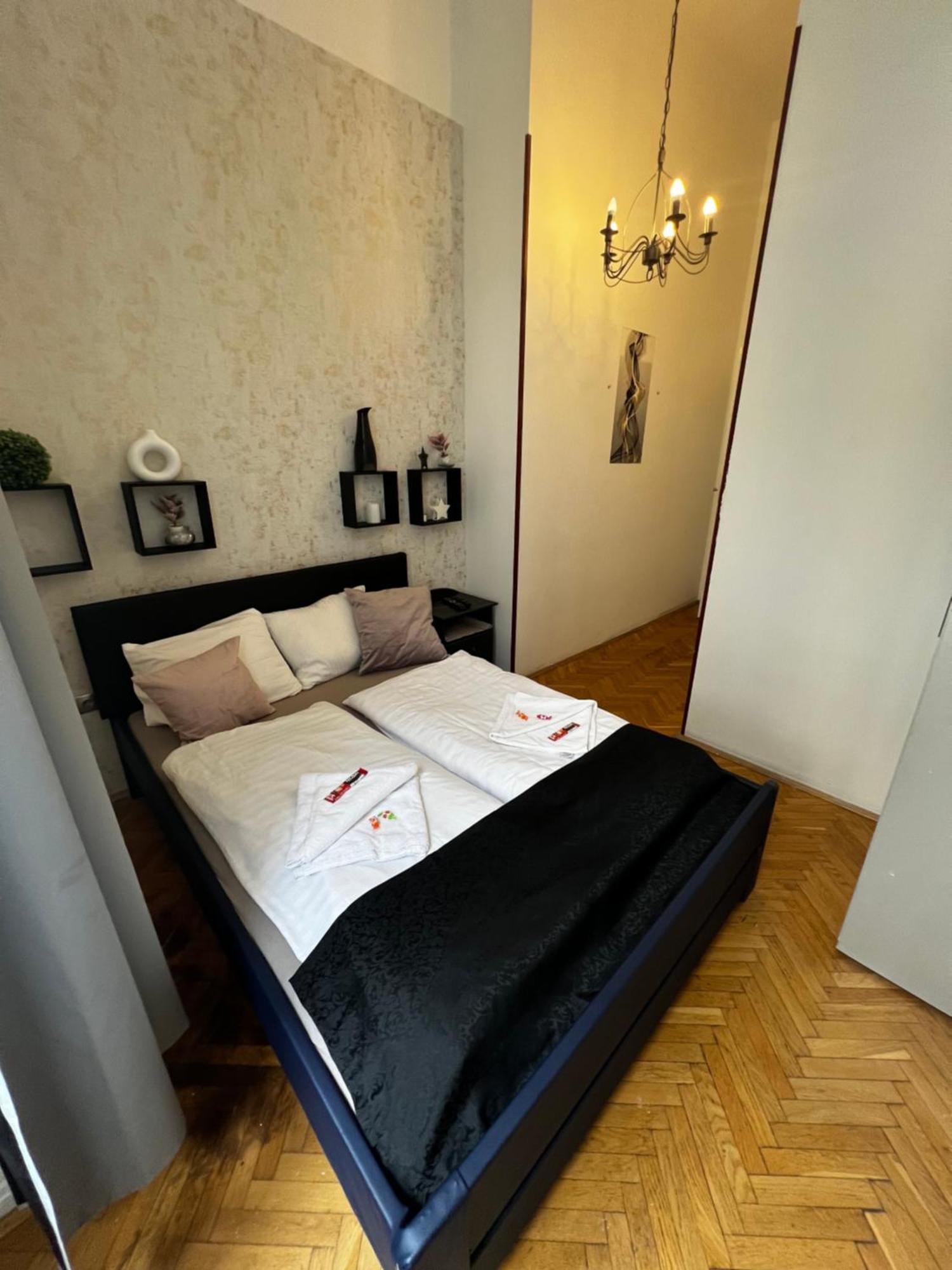 בודפשט Spring Roses Downtown Boutique Hotel מראה חיצוני תמונה
