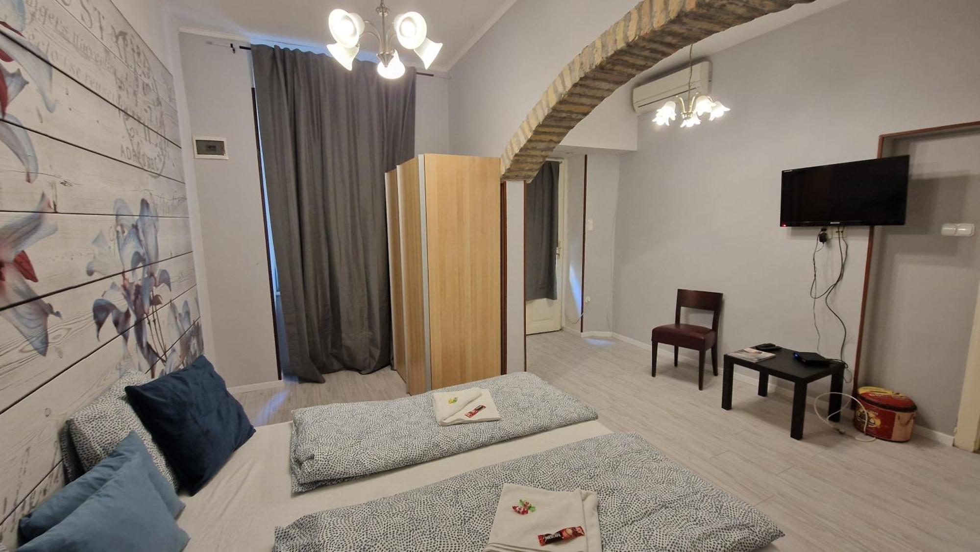 בודפשט Spring Roses Downtown Boutique Hotel מראה חיצוני תמונה